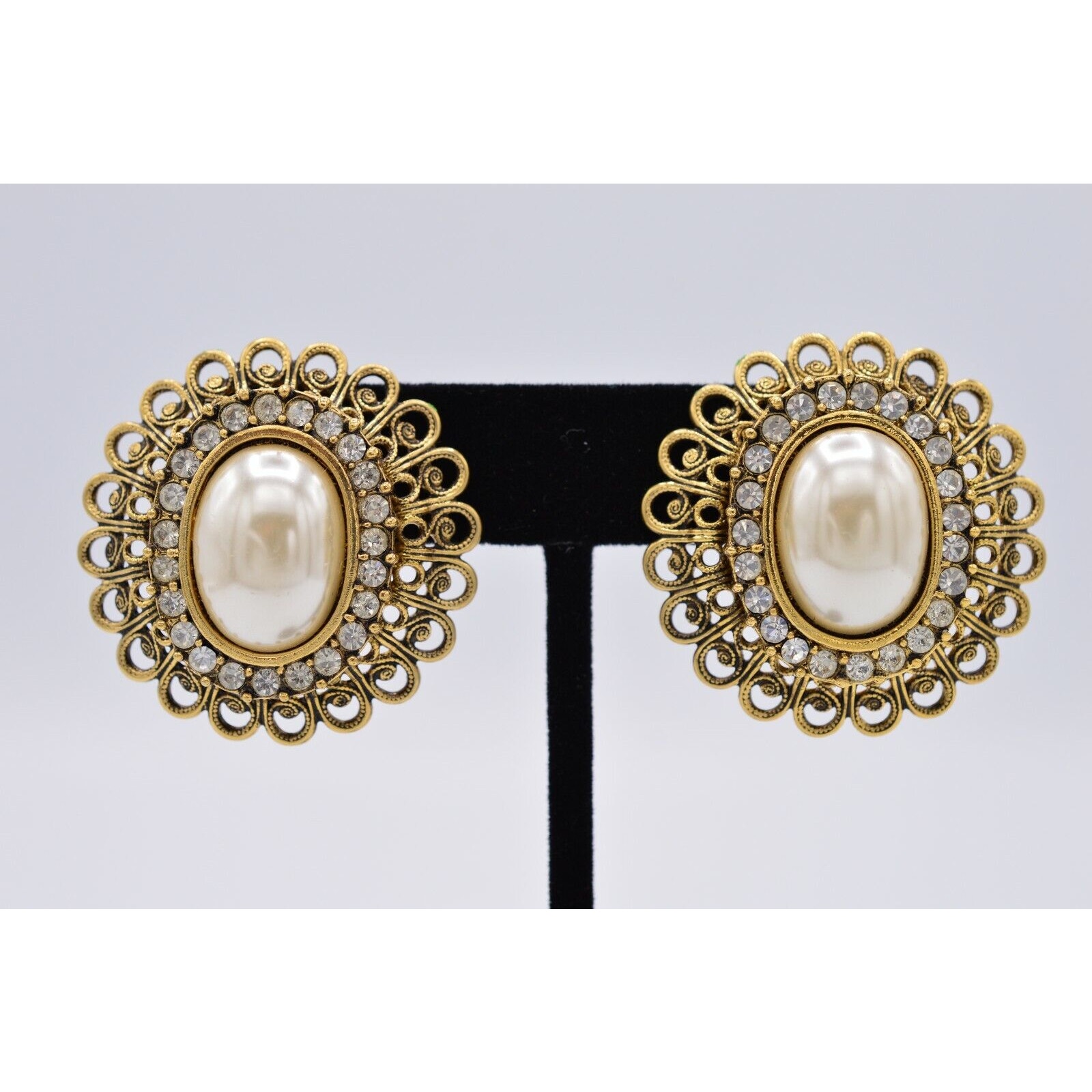 Vintage Clip On Earrings Chunky Pearl Crystal Gold Tone Usa Signed 1980s Nos W1